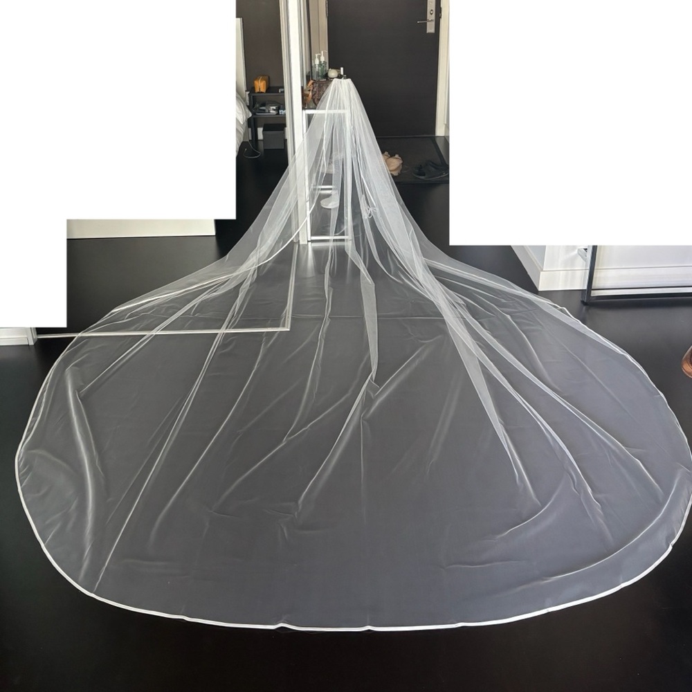 Satin edge bridal veil cathedral length